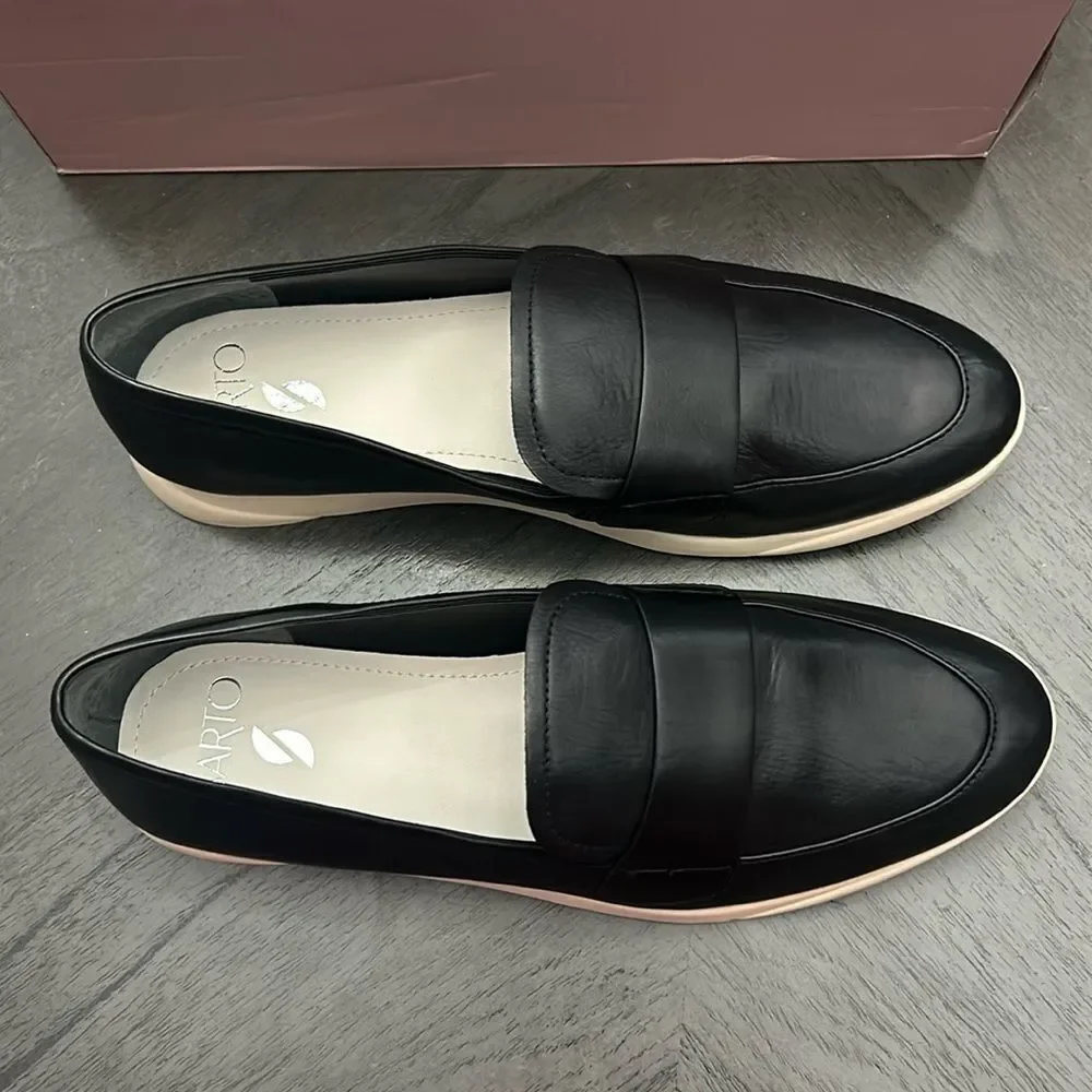 AGNES FRANCO SARTO Loafer In Black